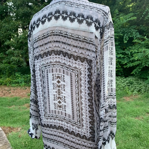 Aztec Geometric Sheer Blouse - Picture 8 of 16